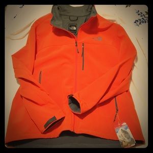 North Face Men’s Apex Bionic Jacket (NEVER WORN!)